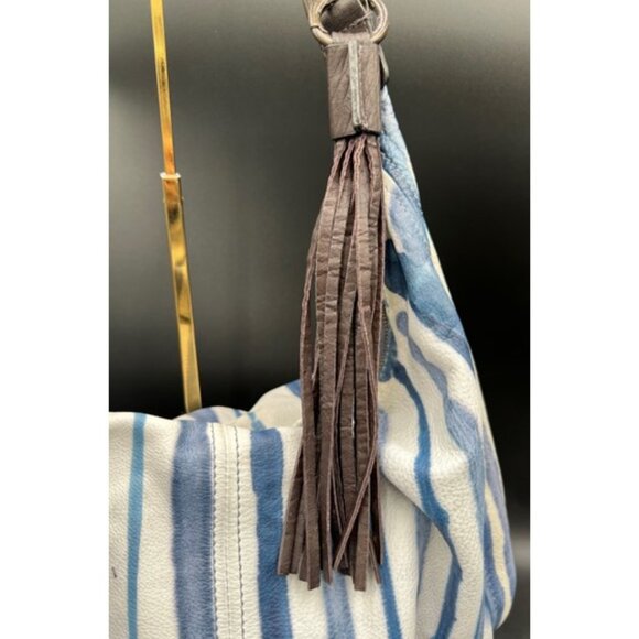 EUC-Tano Handbags - Soft Italian Leather Half Moon Hobo w/Whipped Stitch Handle - Picture 6 of 14